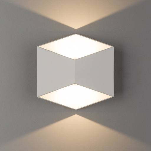[8143] TRIANGLES LED WHITE